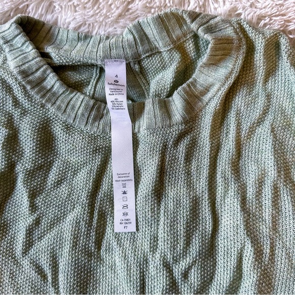 Lululemon long sleeve open back - Picture 2 of 6